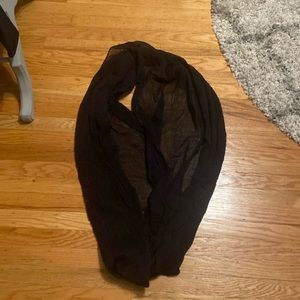 Black infinity scarf